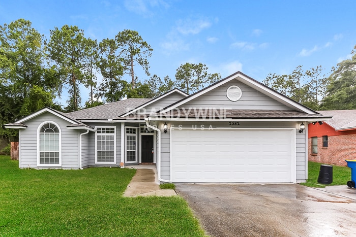 Primary Photo - NEW Lower Rental Rate Leasing Special: Mar...