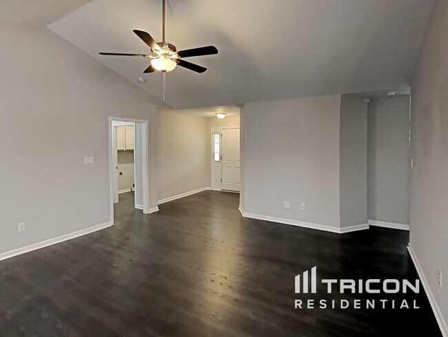 Building Photo - 210 Field Brook Dr