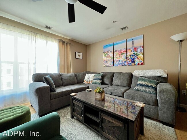 Building Photo - 3 br, 2 bath House - 16 Margin Street Unit 9