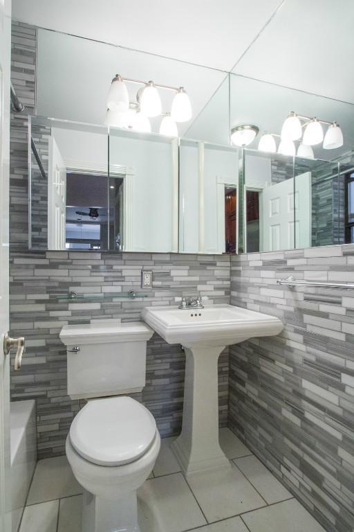 Foto del edificio - 382 E 10th St