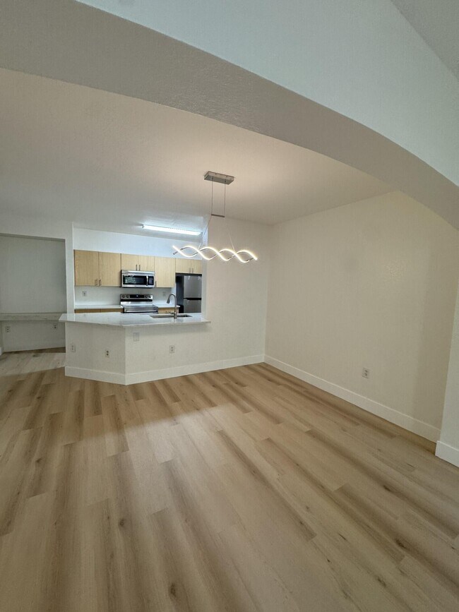Foto del edificio - 110 SW Peacock Blvd