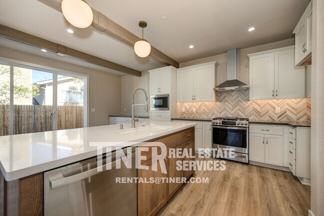 Foto del edificio - 8943 Fair Oaks Blvd