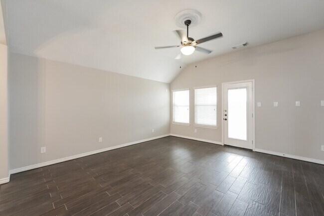 Building Photo - 11331 Elizabeth Brook Dr