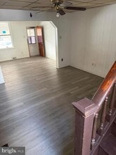 Building Photo - 449 S Mill St