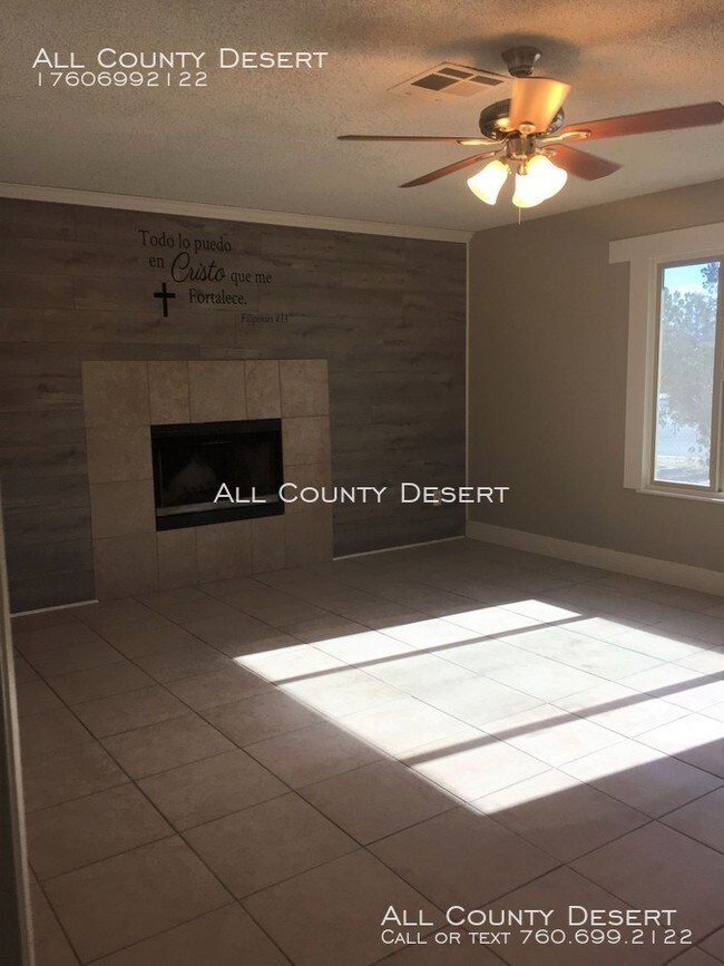 Building Photo - Spacious 4BR/2BA Home for Long Term Lease!!