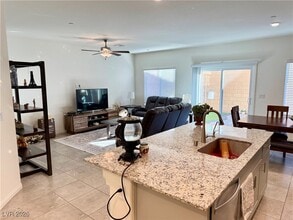 Building Photo - 10939 Cheshire Wds Ave