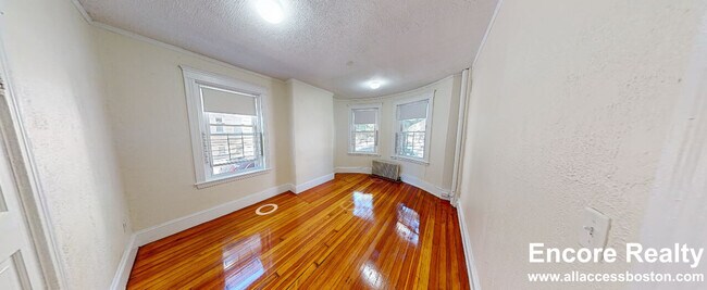 Building Photo - 128 Allston St