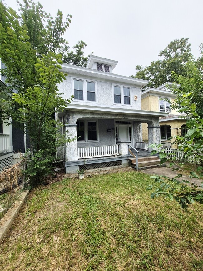 Building Photo - 3017 Dill Ave