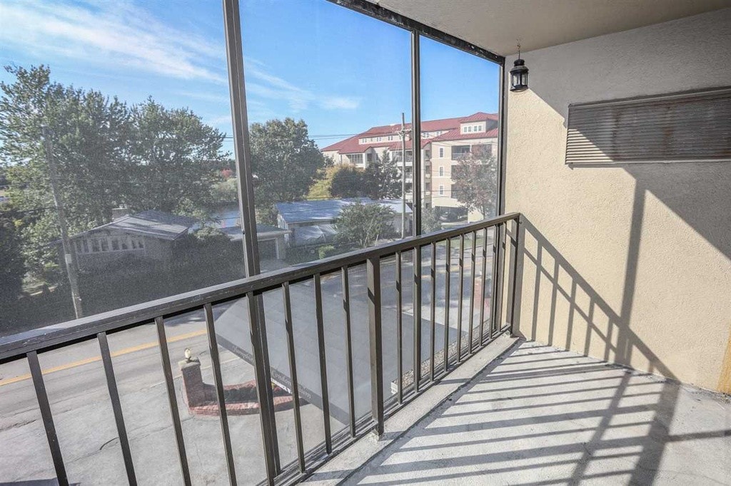 Balcony - 55 River Rd
