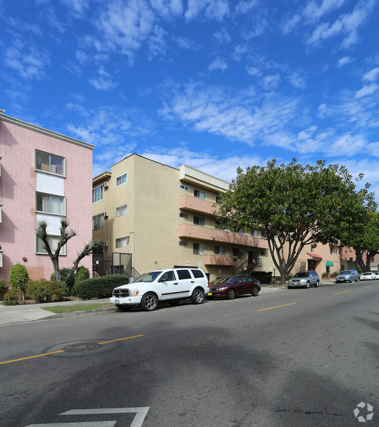 319 S New Hampshire Ave, Los Angeles, CA 90020 - Apartments in Los ...