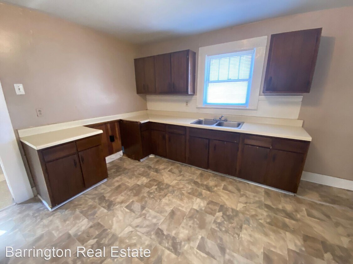 Building Photo - 2 br, 1 bath House - 932 Walker Avenue