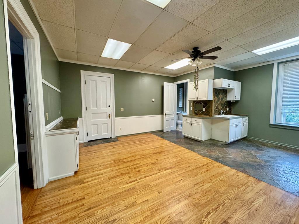 Foto principal - 11 Main St