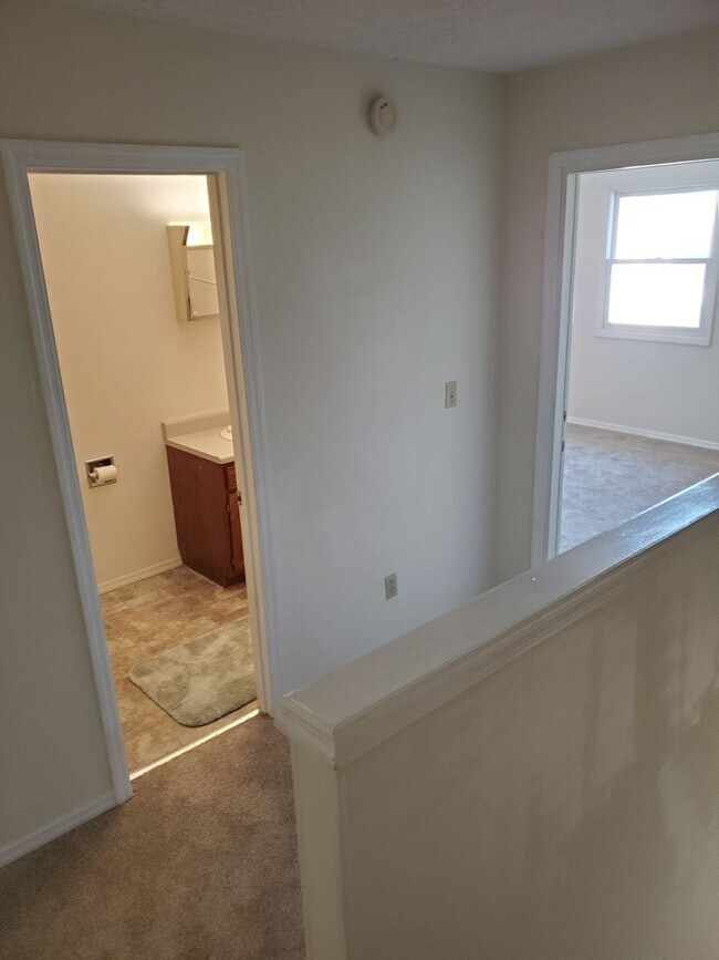 Building Photo - 514 W Northlane Dr