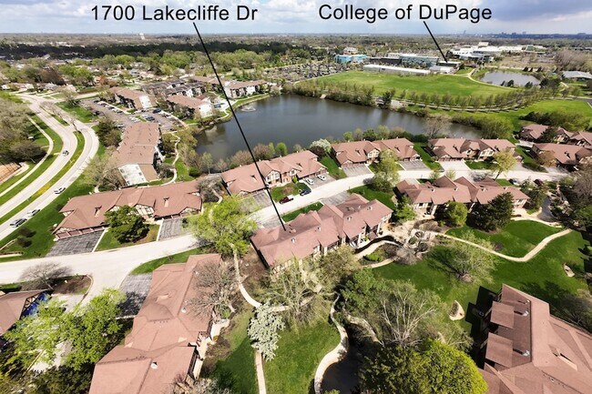 Foto del edificio - 1700 Lakecliffe Dr