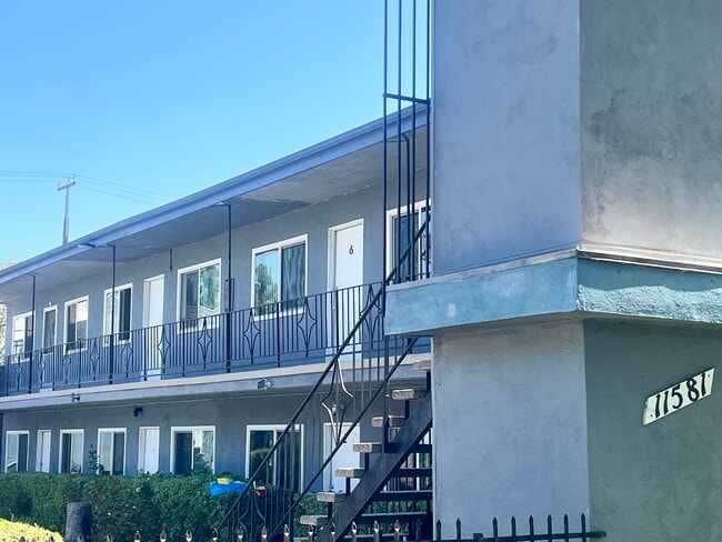 Building Photo - 11581 Stuart Dr