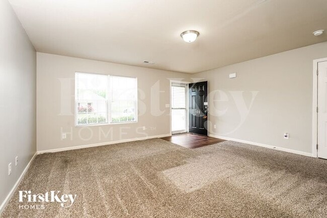 Building Photo - 108 Bedrock Ct