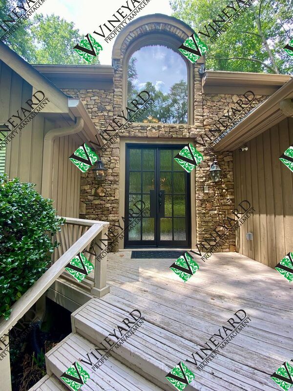 Building Photo - 4235 Loch Highland Pkwy NE