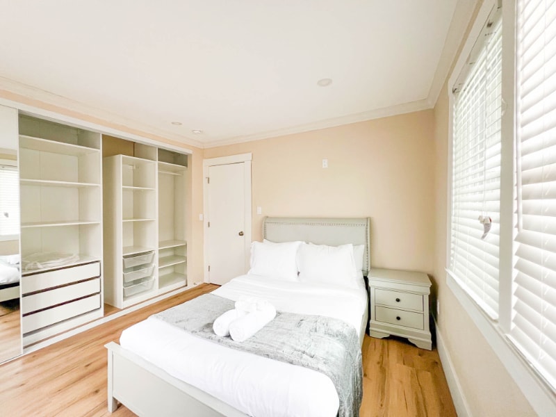 Foto principal - 312 La France Ave