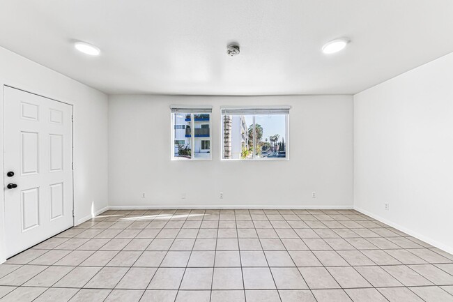 Building Photo - 67 Alamitos Ave