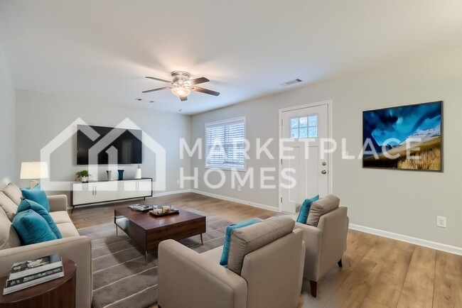 Building Photo - 2288 Dodson Dr