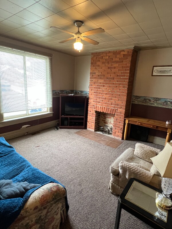 Building Photo - 213 Cedar Ave