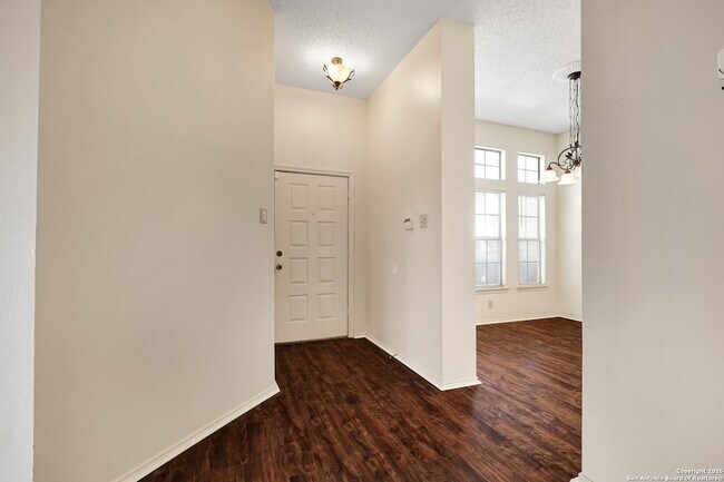 Foto del edificio - 13003 Beacon Park Dr