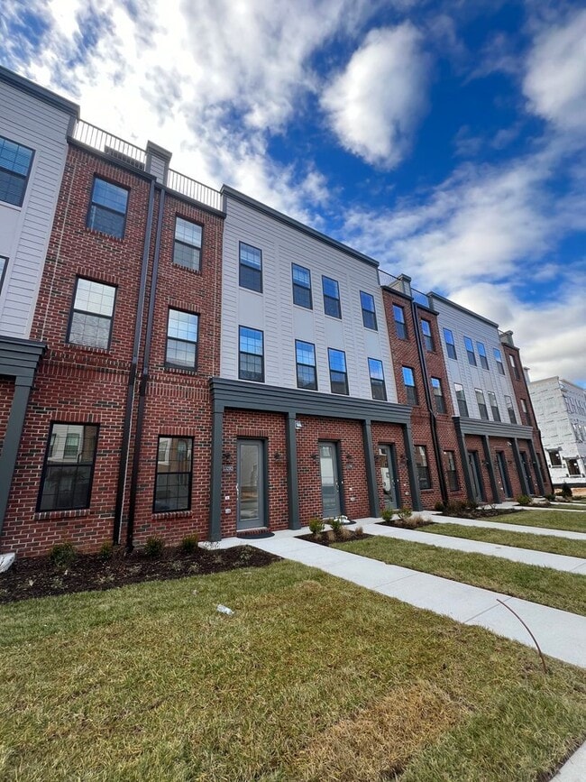 Building Photo - 13292 Coalfield Station Ln