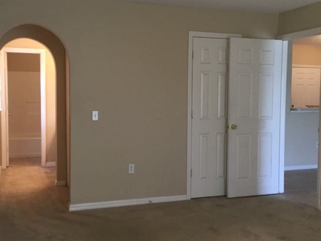 Building Photo - 375 Regal Downs Cir