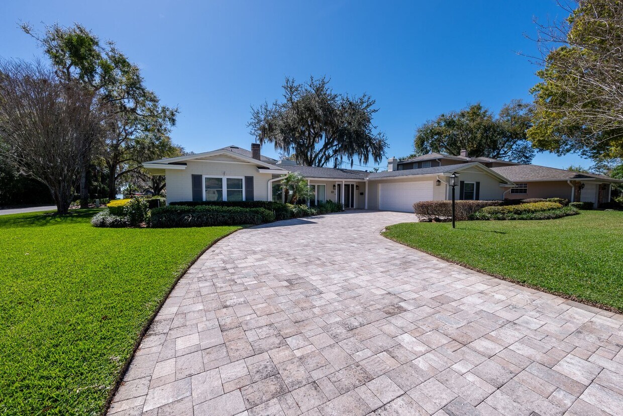 Primary Photo - Immaculate, Move-in Ready 3/2 Home in Mait...