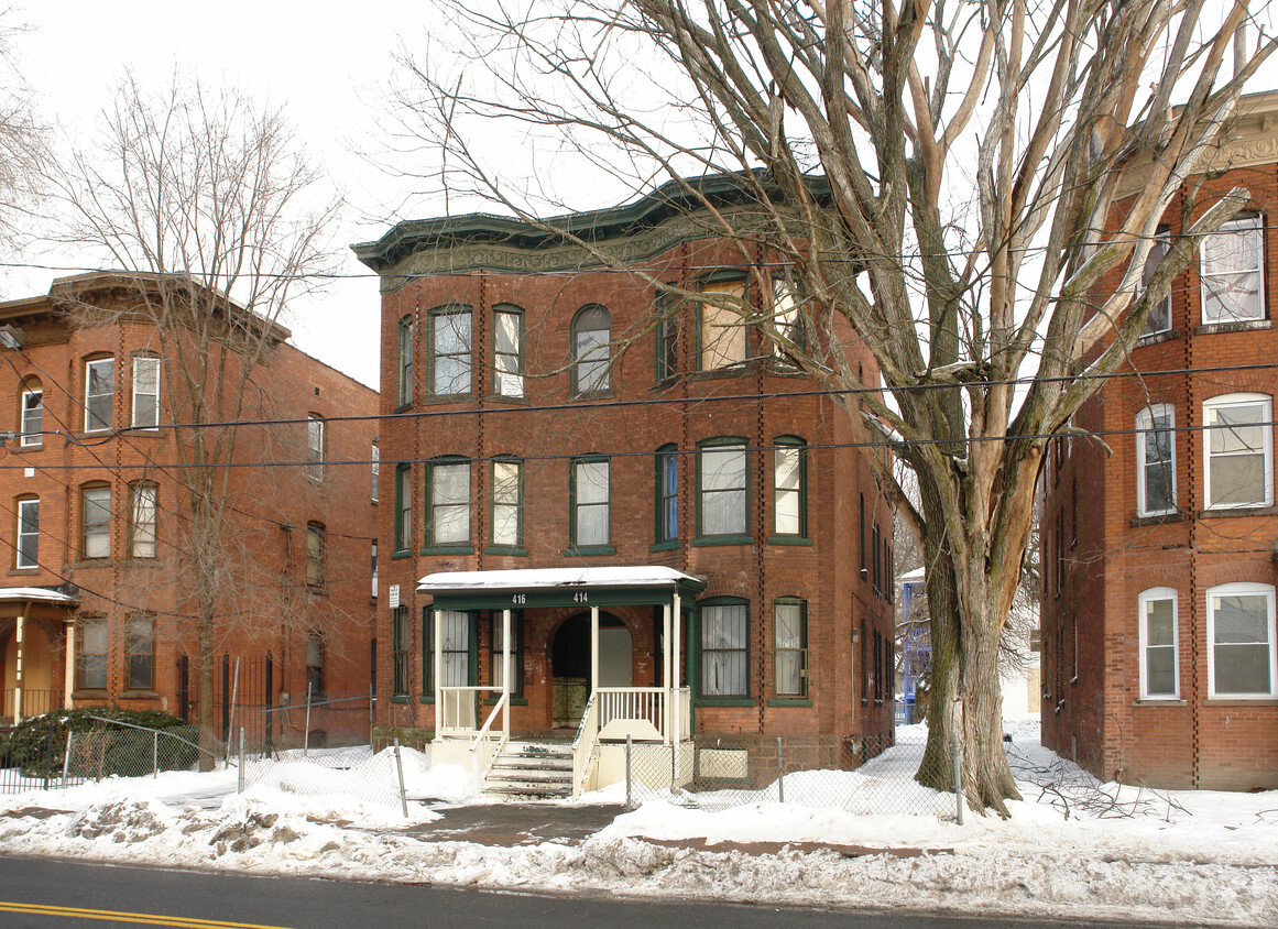 Building Photo - 414-416 Garden St