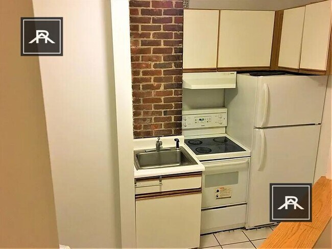 Photo - 1 bedroom in Newton MA 02459 Apartment