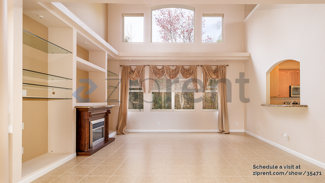 Foto del edificio - 3531 Forest Ridge Ln