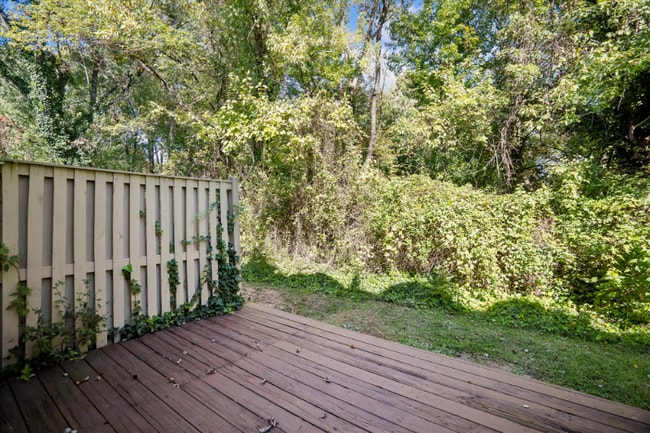 Photo - 1925 Dutch Village Dr Townhome