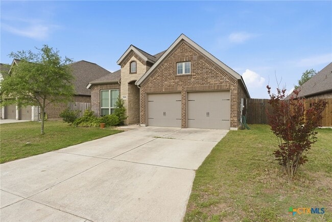 Building Photo - 2940 Coral Way