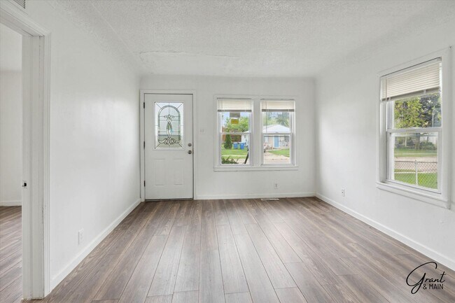 Foto del edificio - 8440 Orchard Ave