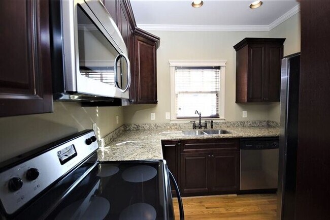 Foto del edificio - Luxury that you can call home! Amazing Loc...