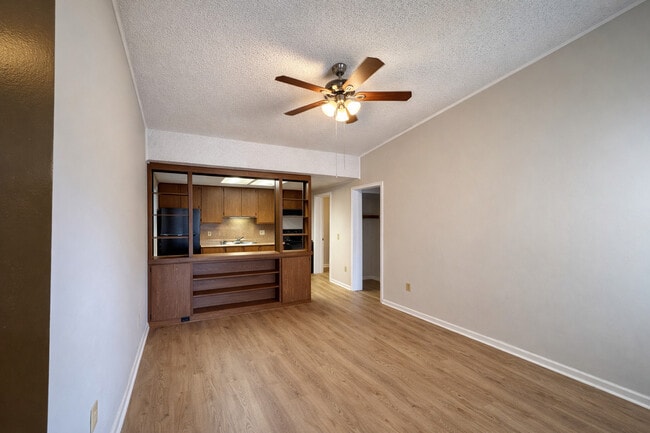 Living Room - Swanbrook Manor Apartments