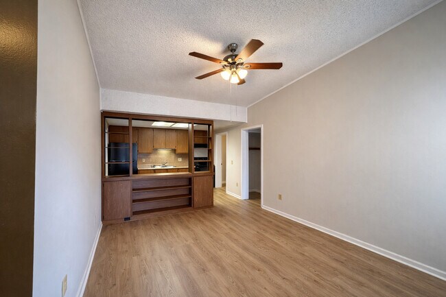 Sala de estar - Swanbrook Manor Apartments