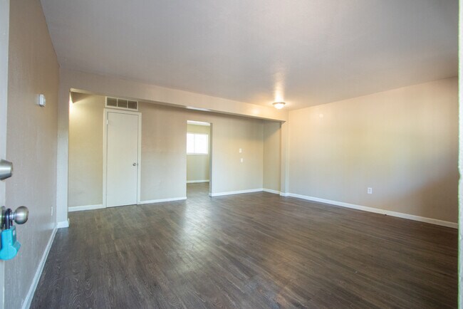 Building Photo - 2150 W MISSOURI AVE UNIT 110, PHOENIX AZ