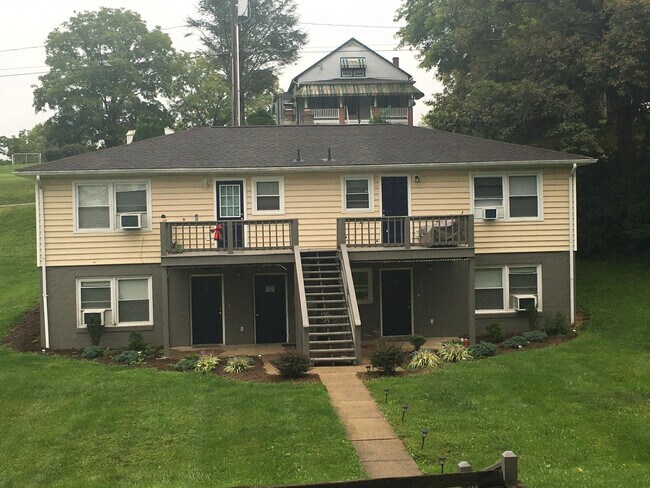 Foto del edificio - 845 Highland Ave