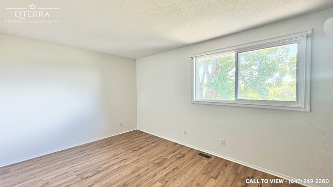 Building Photo - 1411 Perez Cres