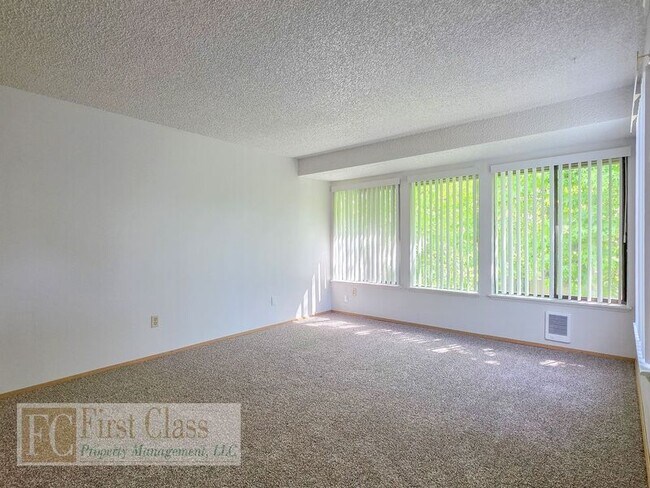 Foto del edificio - 4832 SW Murray Blvd