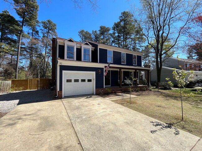 Foto del edificio - Incredible 4BD, 2.5BA North Raleigh Home w...