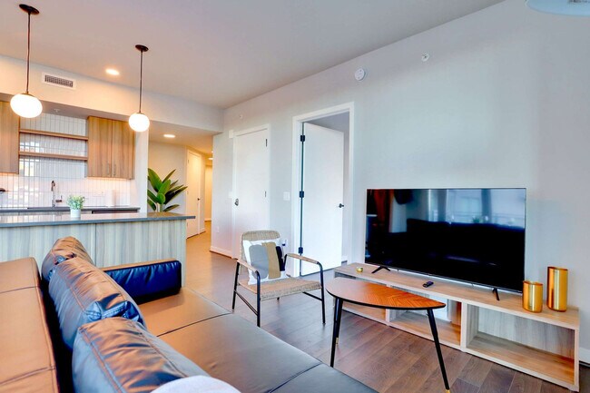 Building Photo - 1122 N Hudson St