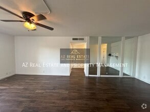 Building Photo - 4620 N 68th St