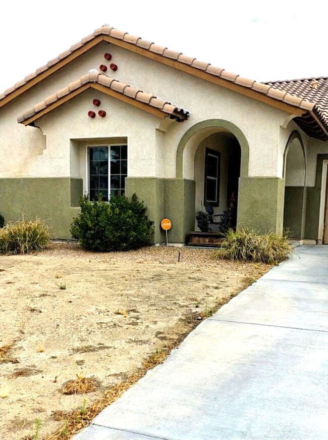 Building Photo - 43826 Countryside Dr