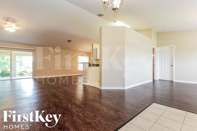 Foto del edificio - 603 NW 27th St