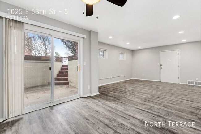 Foto del edificio - ?? Freshly Remodeled 2BR in East Brookside...