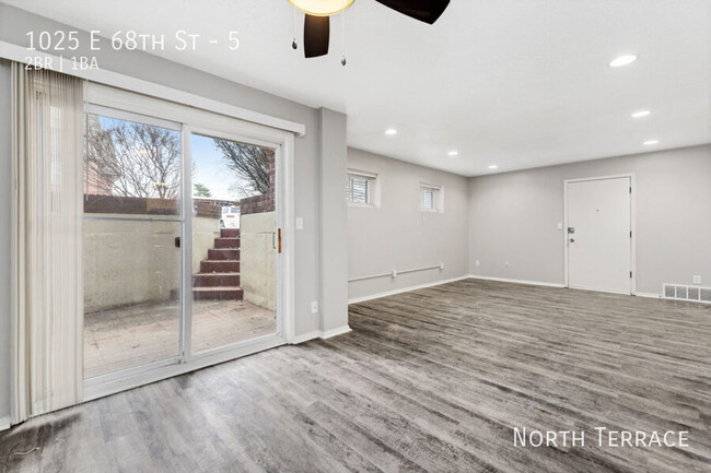 Building Photo - ?? Freshly Remodeled 2BR in East Brookside...