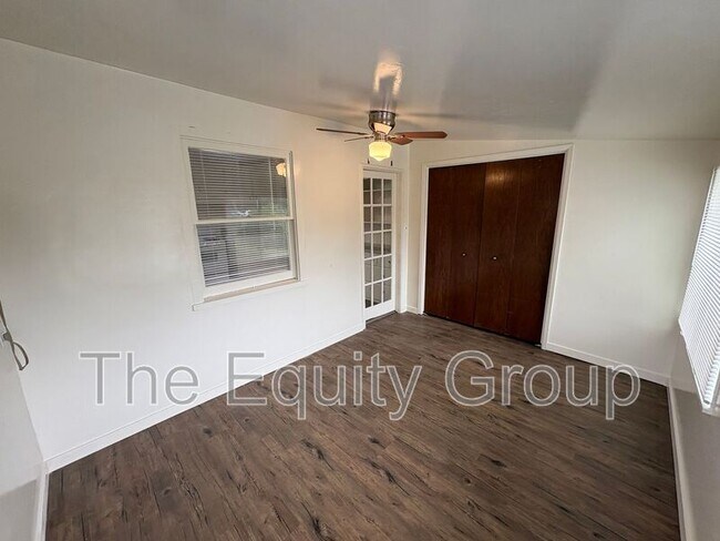 Foto del edificio - 309 W Noble Ave